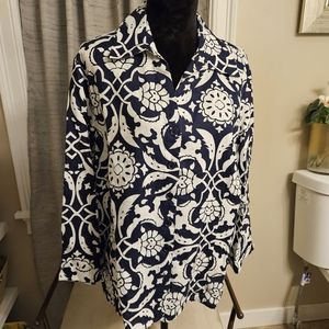 Woman's Linen Blouse